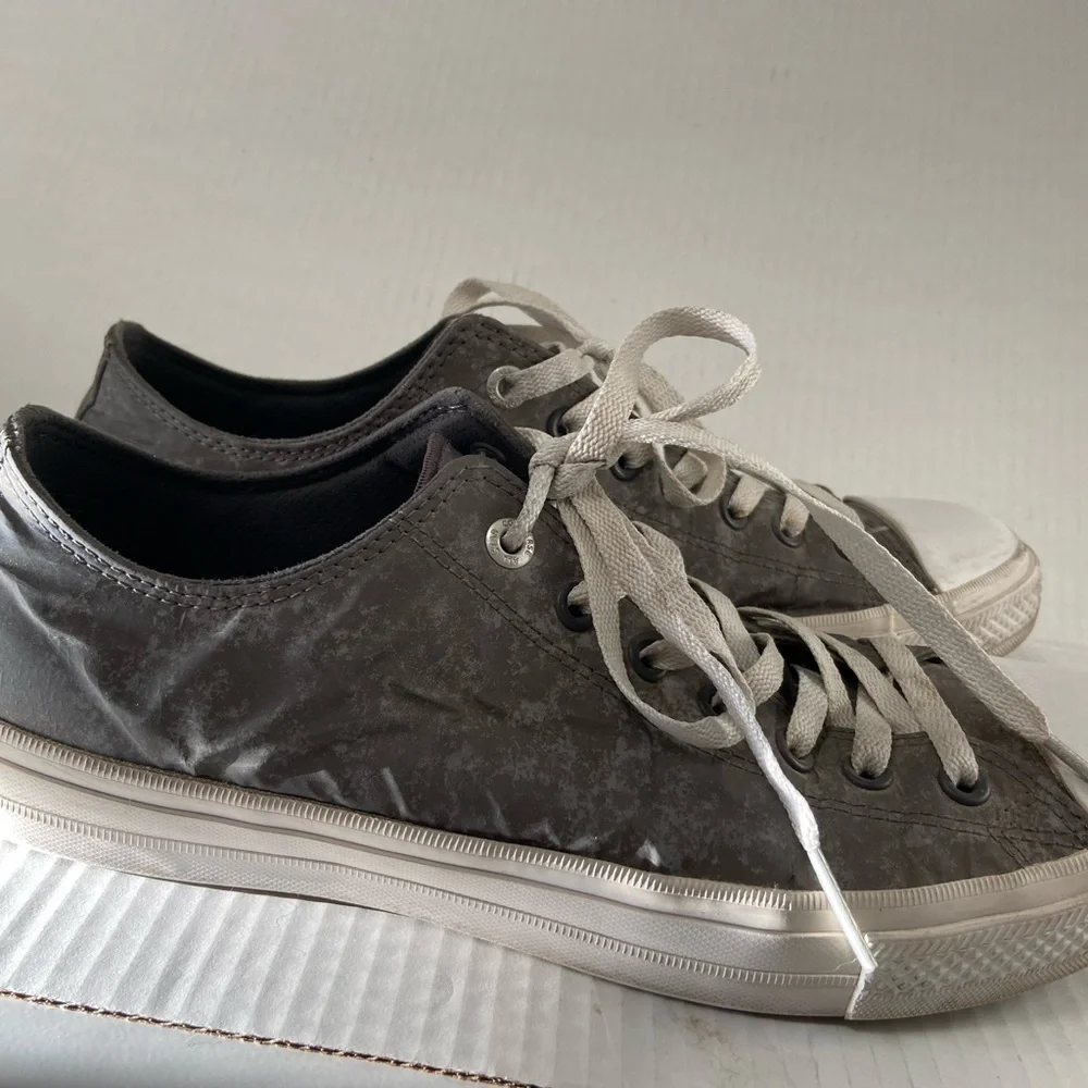 Chuck Taylor Size 11 Converse silver tennis shoes - Picture 2 of 8